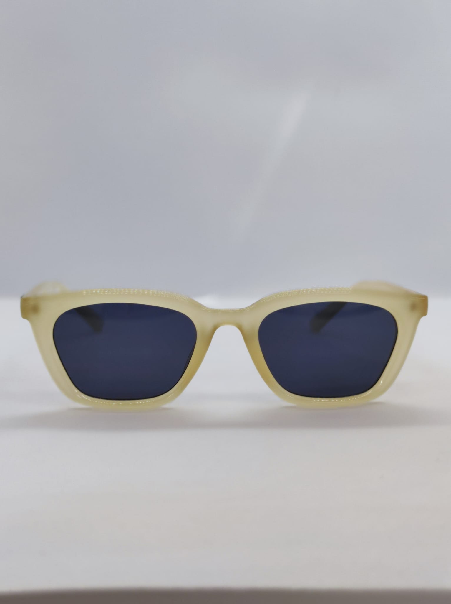 GIULETTA 86690 - FÜME - UV100
